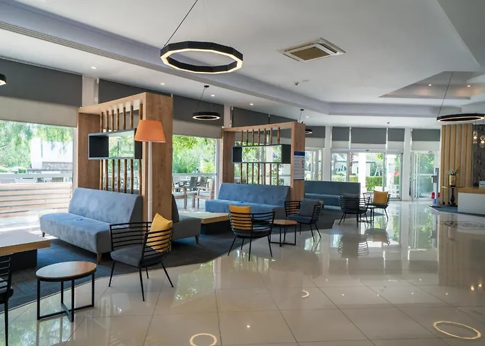 فندق Orka Village Hisaroenue 3*
